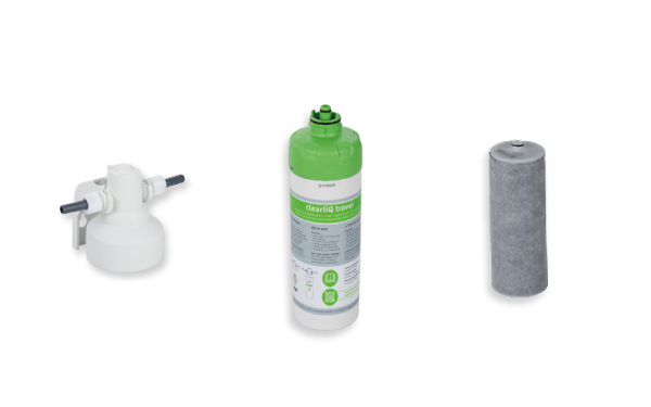Kit d'installation pour filtre à eau comprenant une tête de filtre et une cartouche