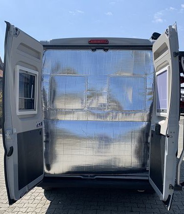 Foldable insulation for rear doors Camper Van